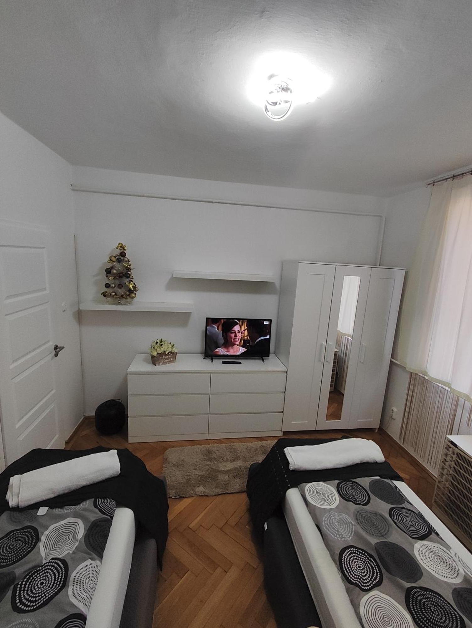Heni Apartman Nagykanizsa Bagian luar foto