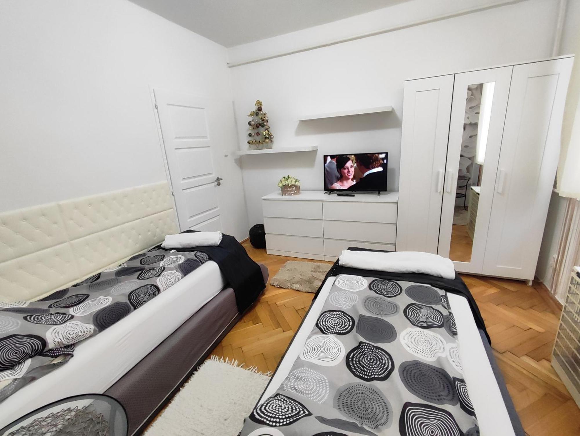 Heni Apartman Nagykanizsa Bagian luar foto